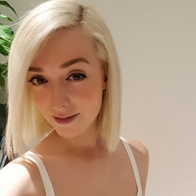 Jessica Holifield - Twitter Profile Picture of Jessica Holifield (@jesholly) on Twitter