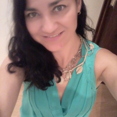 Profile Picture of Araceli Toscano (@ara_toscano) on Twitter