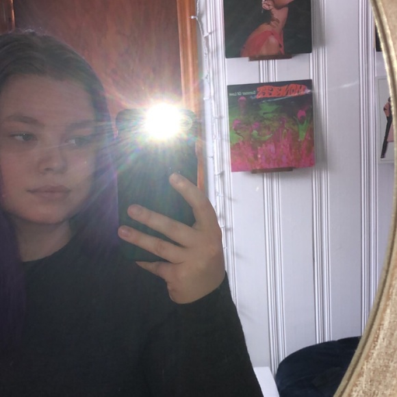 Profile Picture of Jenna Lauger (@logger_j) on Poshmark