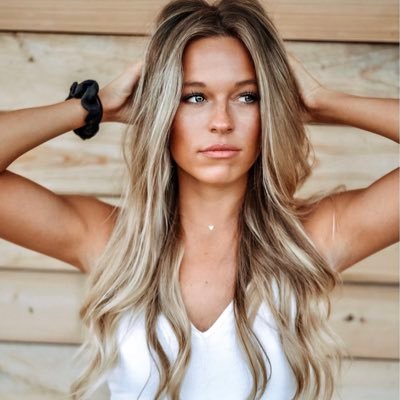 Profile Picture of Callie Jo Duncan (@CallieJoDuncan) on Twitter