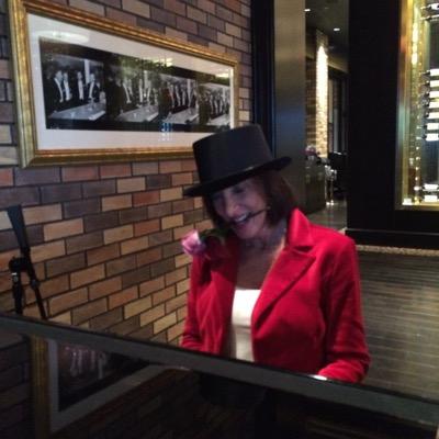 Profile Picture of Annette Wagner (@MsWildwon) on Twitter