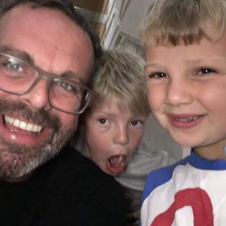 Profile Picture of Alexandre Bennett (@alexandre.bennett.37) on Facebook