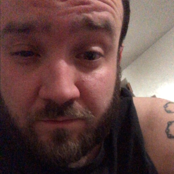 Profile Picture of Raymond Grech (@raymondgrech) on Poshmark