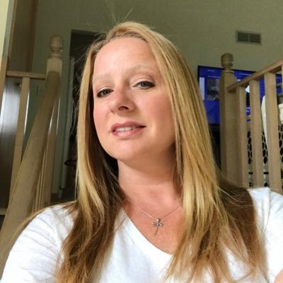 Profile Picture of Tina Kaczmarzewski (@TinaKaz) on Twitter