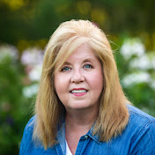 Profile Picture of Cindy Thompson At The Cottage Garden (@cindythompsonthecottagegarden) on Youtube