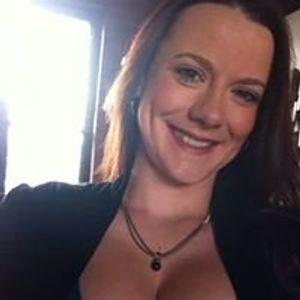 Profile Picture of April Pierce (@aprilrenaepierce) on Myspace