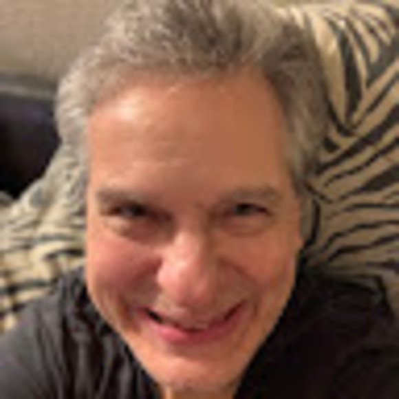 Profile Picture of Stephen Richards (@hftg47_v26) on Poshmark