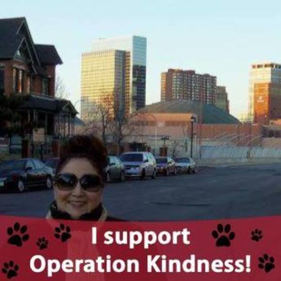 Profile Picture of Juanita Rubilar rossi (@geewhiz44) on Poshmark