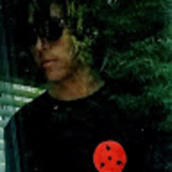 Amir Barlau - Poshmark Profile Picture of Amir Barlau (@amirbarlau) on Poshmark