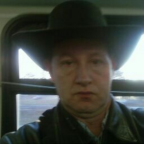 Profile Picture of Ed Moser (@chef69er) on Poshmark