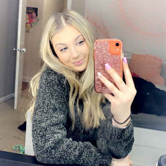 Profile Picture of Dylan Mann (@dylmann04) on Poshmark