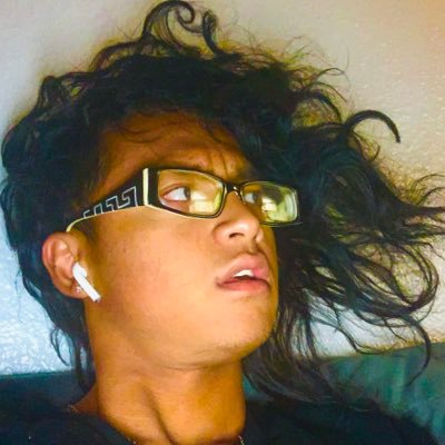 Profile Picture of 🤔 (@nathan_yon213) on Twitter