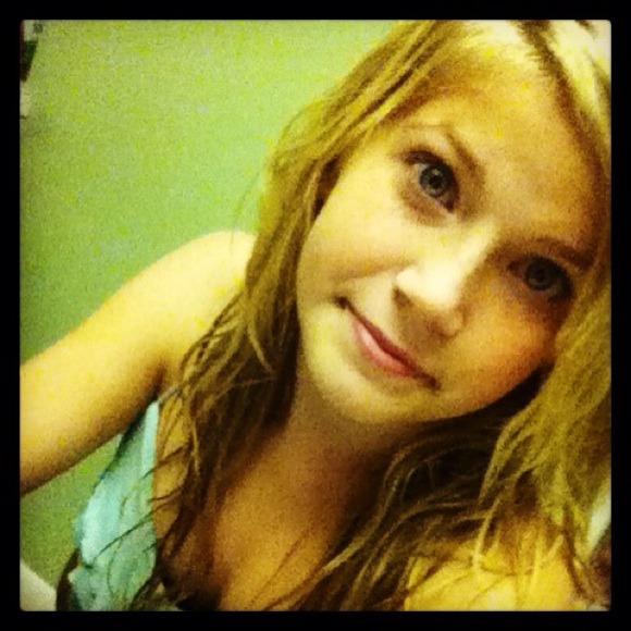 Profile Picture of Kat Kretchmar (@harleygirl143) on Poshmark