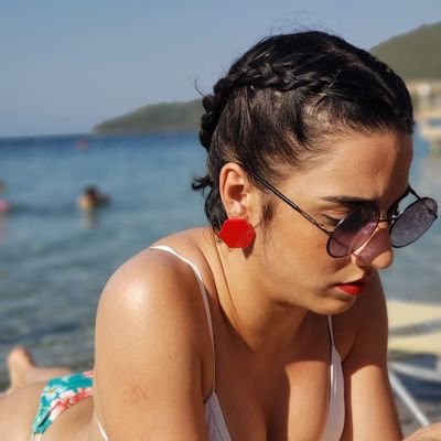 Profile Picture of Sabrina Arruda (@sabrinaarruda_) on Twitter