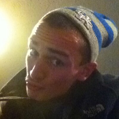 Profile Picture of D Poore (@dylanpoore420) on Twitter