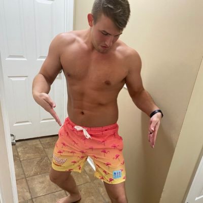 Profile Picture of Bradley The Naturday Saint (@Natty_light_HW) on Twitter