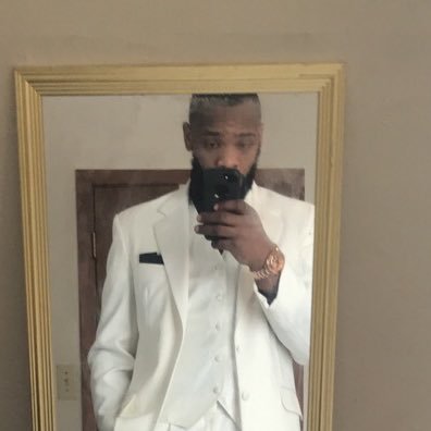 Profile Picture of *CURT SR* (@MR_BUSH91) on Twitter