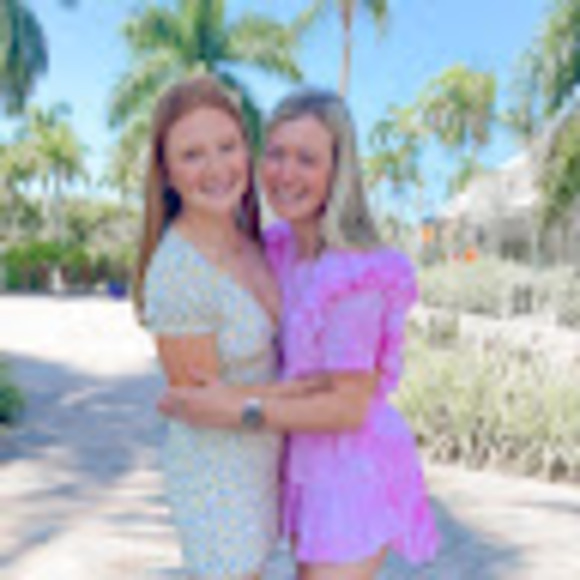 Profile Picture of Katherine Mussman (@kemussman) on Poshmark