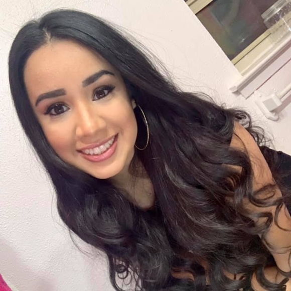 Profile Picture of Aracely Rocha (@chely1989) on Poshmark