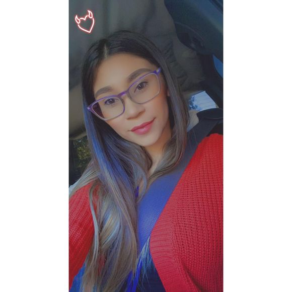 Profile Picture of Rubi Lara (@rubilara18) on Poshmark