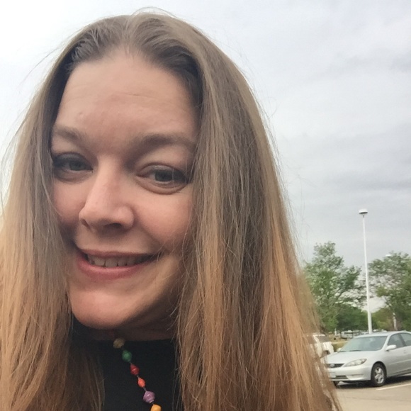 Kasia Minor - Poshmark Profile Picture of Kasia Minor (@kasiaminor) on Poshmark