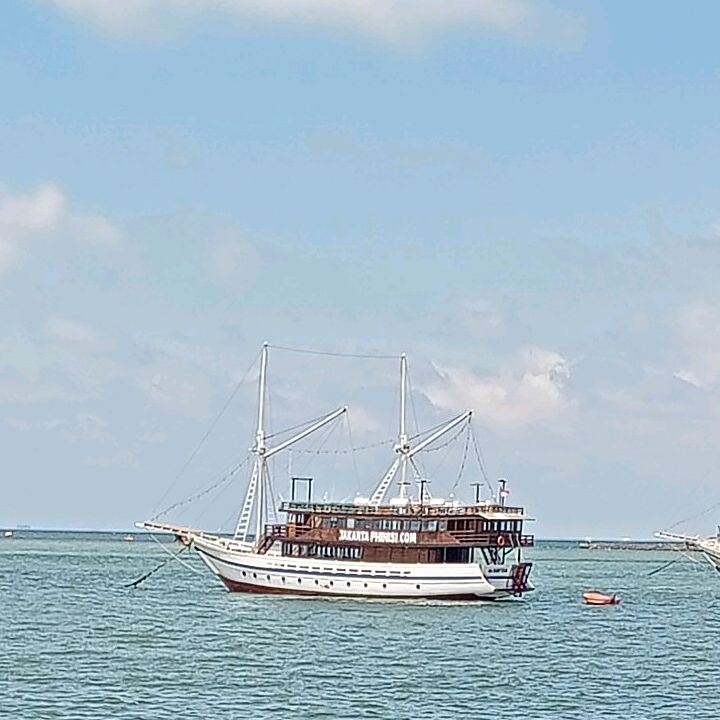 Profile Picture of Ernest Liano (@ernestliano) on Tiktok