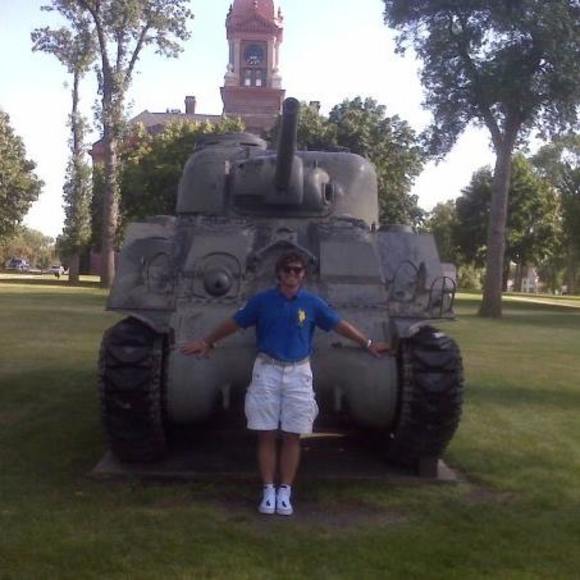 Profile Picture of Jurek Jakowicz (@jurekjakowicz) on Poshmark