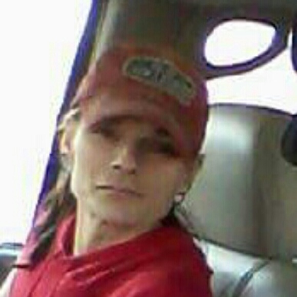 Profile Picture of Sherry Vann (@sherry8312) on Poshmark