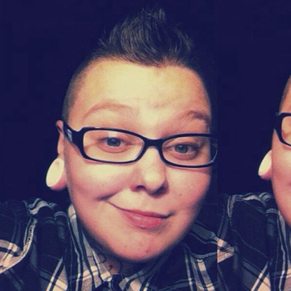 Profile Picture of Jayde Vanderpool (@jayriott) on Poshmark