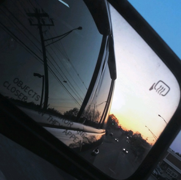 Profile Picture of Hailey Fischer (@hailey_idk) on Poshmark