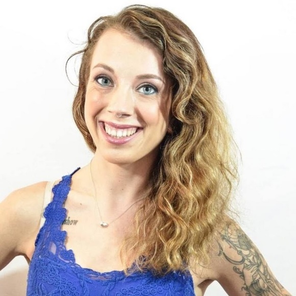 Profile Picture of Devon Preston (@dpreston2017) on Poshmark