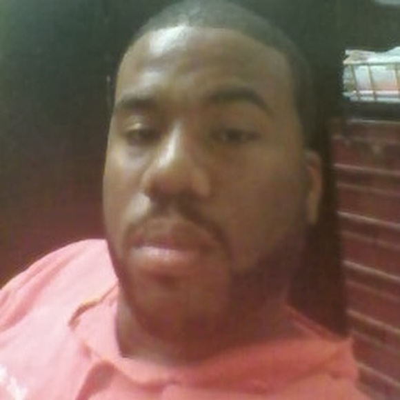 Profile Picture of Dontrell Johnson (@dontrelljohnson) on Poshmark