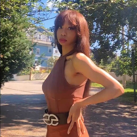 Profile Picture of Chenoa Thomas-edwards (@elysian6367) on Poshmark