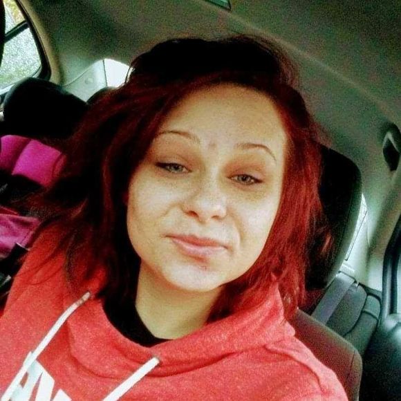 Profile Picture of Brittany Grizzle (@bgrizzle93) on Poshmark