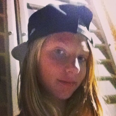 Profile Picture of Kira Acker 3 (@jkzapper) on Twitter