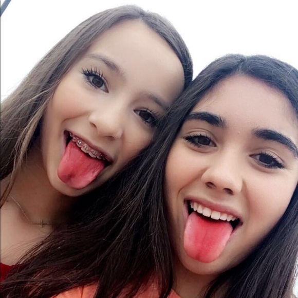 Profile Picture of Halle Cordova (@halleanne00) on Poshmark