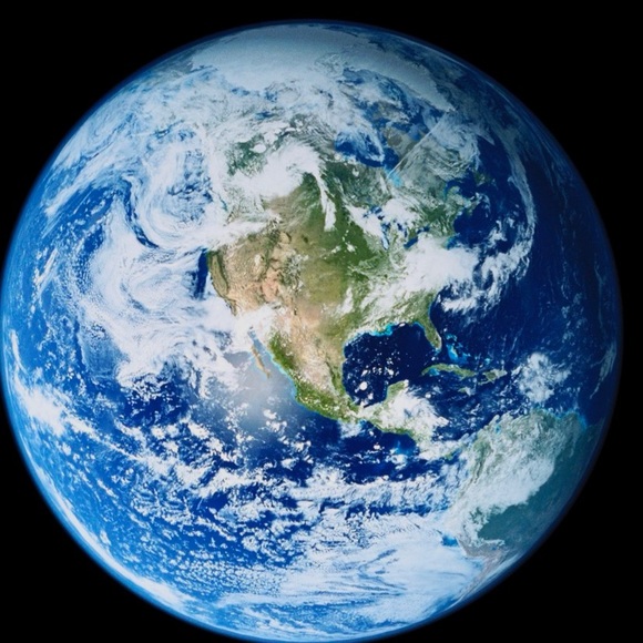 Profile Picture of Micheal Harrison (@zayy445) on Poshmark