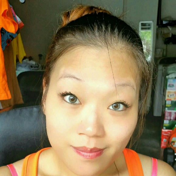 Profile Picture of Man Chan (@meshan) on Poshmark