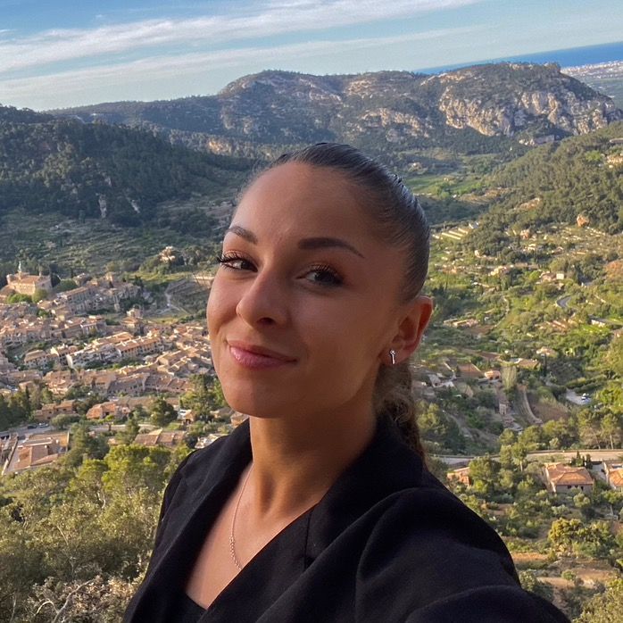 Profile Picture of Alexia Ballet (@alexiaballet) on Tiktok