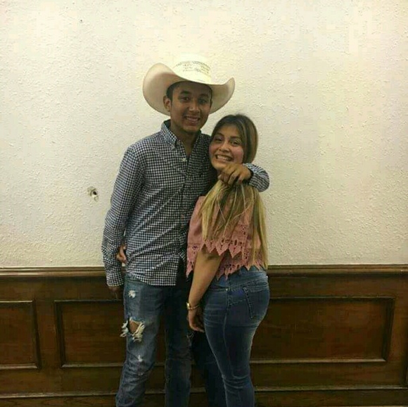 Profile Picture of Juan Aldaba (@juan_aldaba) on Poshmark