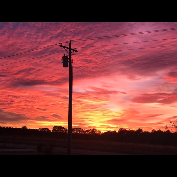 Profile Picture of Amanda Lopez (@amandaxx_14) on Poshmark