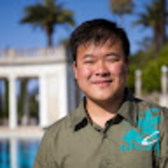 Profile Picture of Albert Chen (@alphax777) on Poshmark