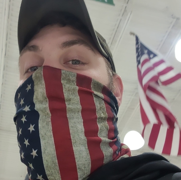 Profile Picture of Mike Drent (@drent16) on Poshmark