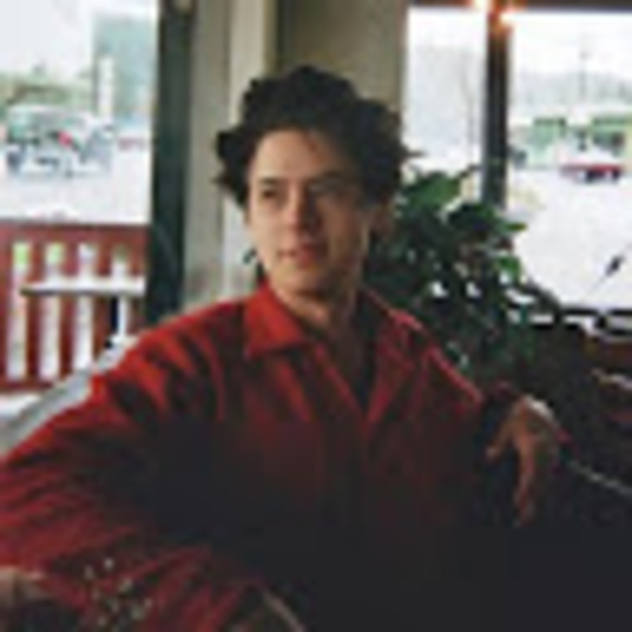 Profile Picture of Minho - (@colesprousee) on Poshmark