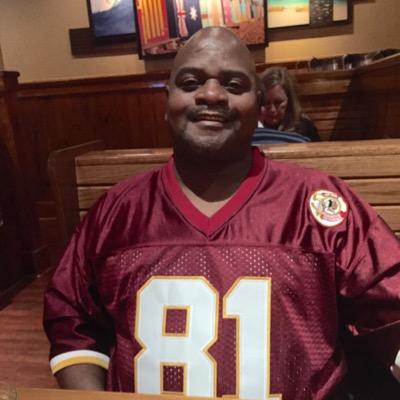 Profile Picture of Huck Terry (@huck_terry) on Twitter