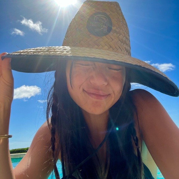 Profile Picture of Isabel Kohler (@isabelkohler_) on Poshmark