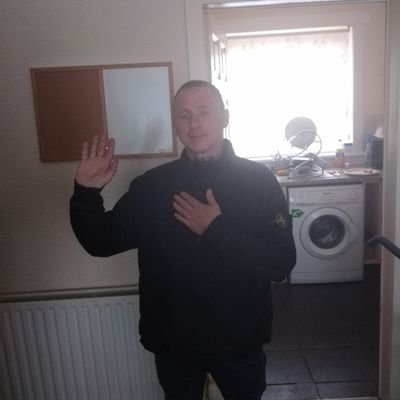 Profile Picture of Scott Devine (@ScottDe41109028) on Twitter