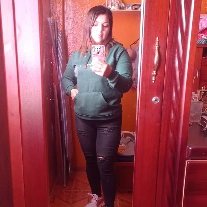 Profile Picture of Elizabeth Velasquez (@elizabethvelasqu37) on Tiktok