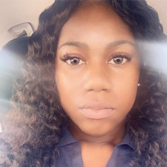 Profile Picture of Briana Farmer (@queen_bri2016) on Poshmark