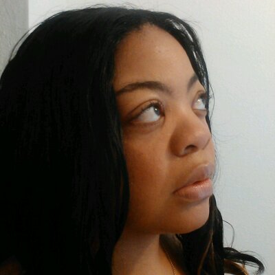 Profile Picture of CBest (@CrystalHinnant) on Twitter